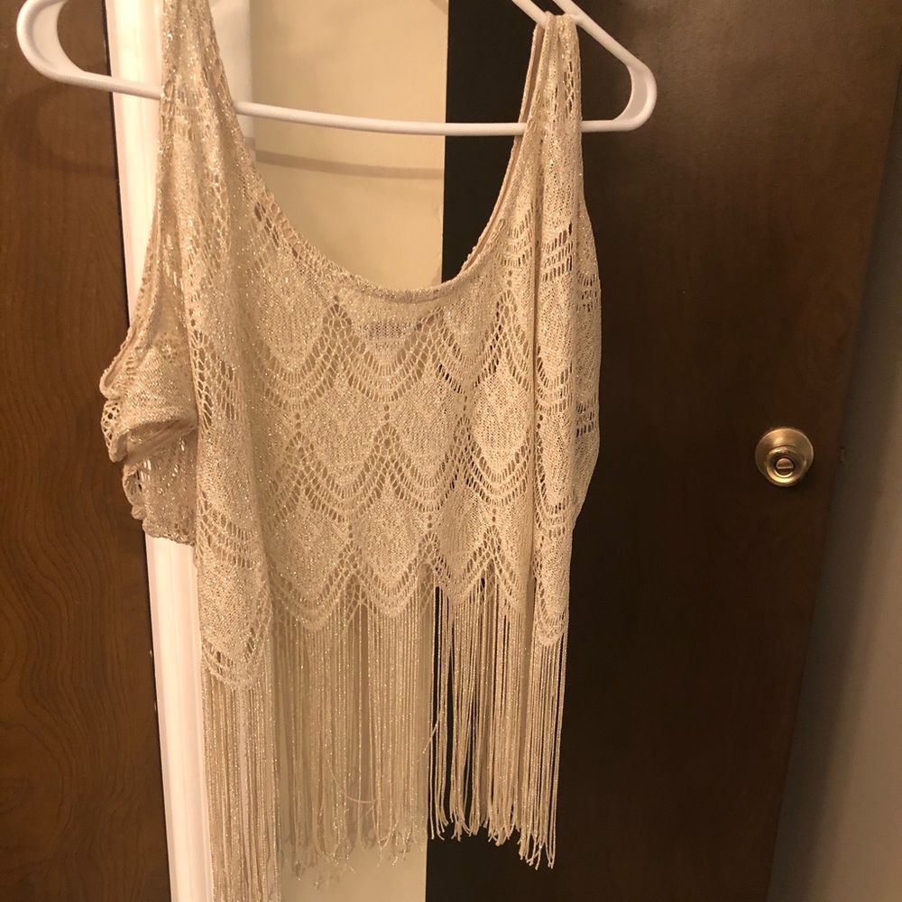 Women’s Charlotte Russe Cold Shoulder Fringe Top